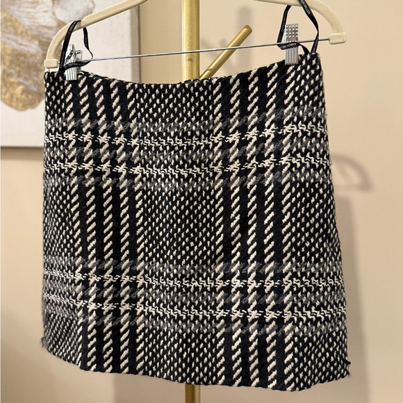 Karen Millen Monochrome Plaid Mini Skirt Black & White Plaid Size 8 wool blend - Picture 15 of 17